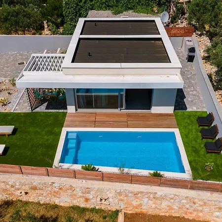 Cubic * פרוי