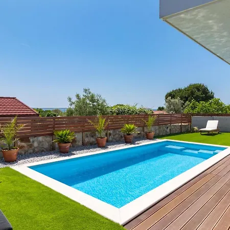 Holiday home Cubic