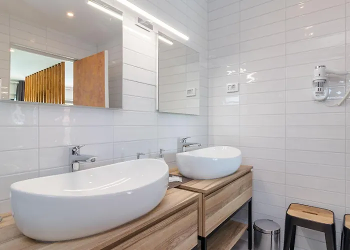 펜션 Cubic 페로이